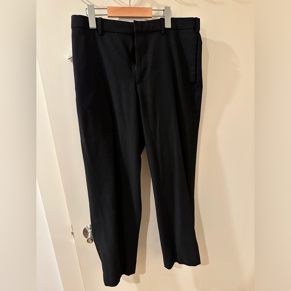 Uniqlo Smart Ankle Pants - M